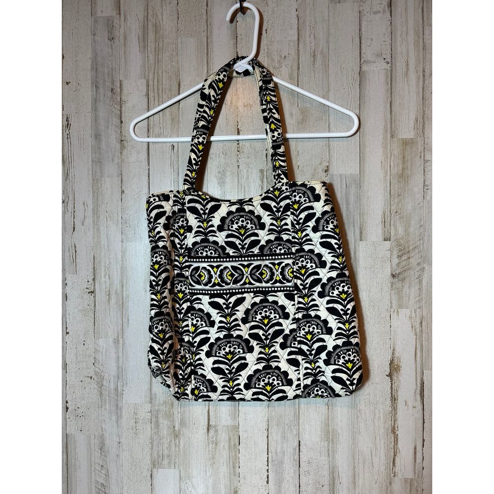 Vera Bradley Curvy Tote in Fanfare - Retired Pattern Like New‎